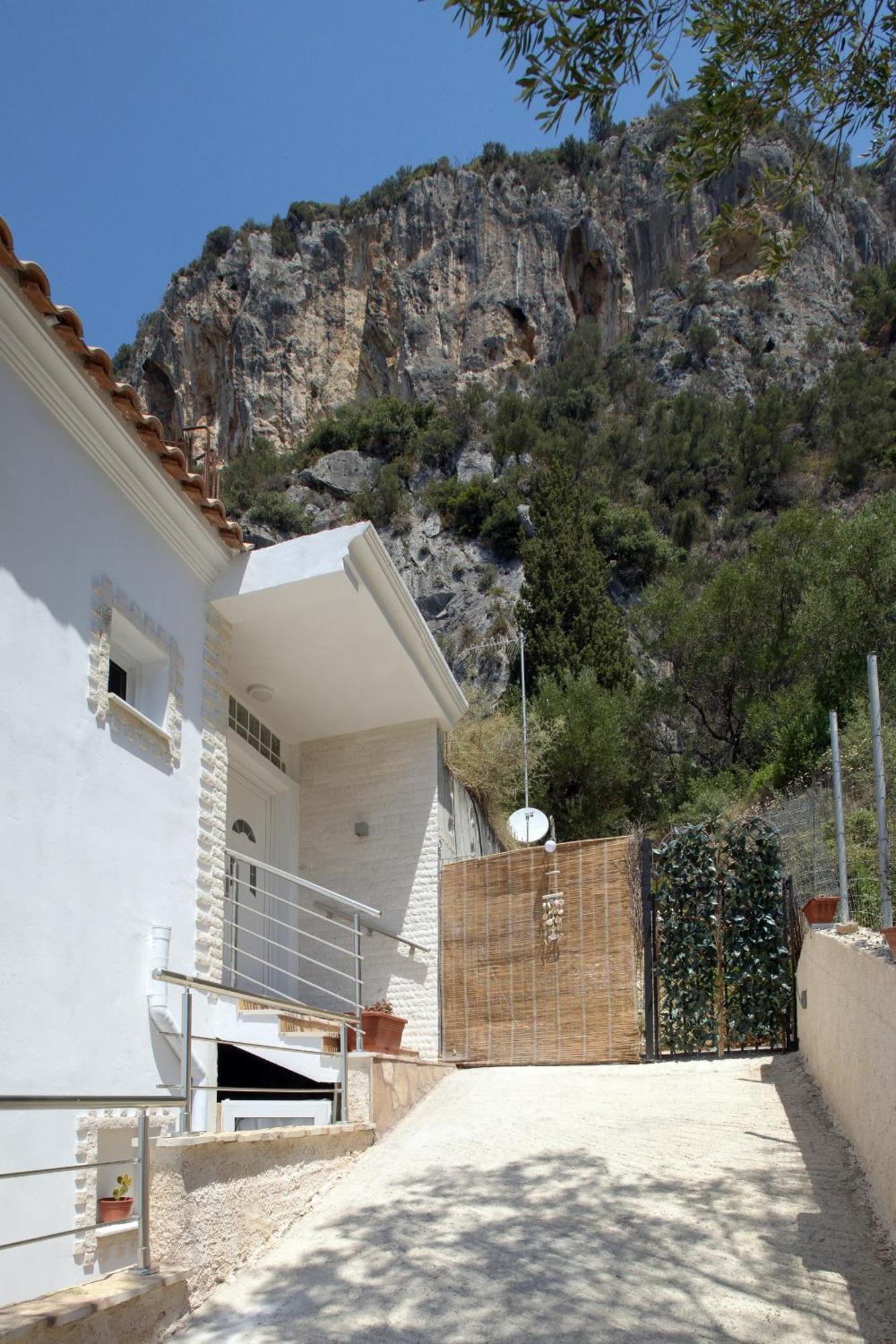 V&D Paleokastritsa Apartments Lakones Bagian luar foto